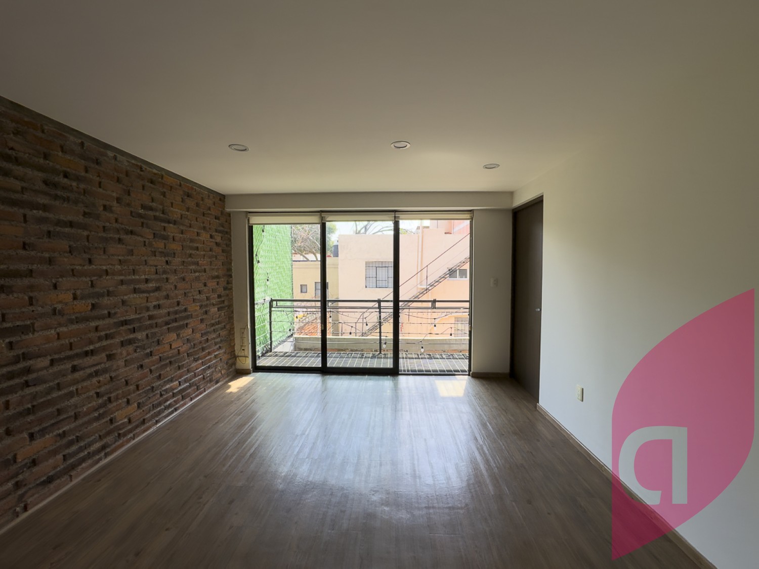 Venta Departamento con Balcón en Col. Narvarte, CDMX - foto 1